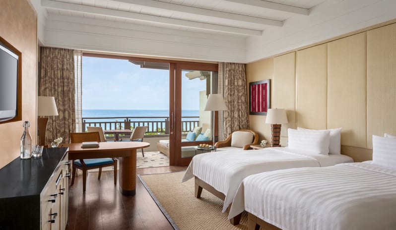 Shangri-La Boracay Resort and Spa-Premier Seaview Twin 2_12049